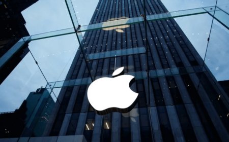 Apple Stands Firm on Security: Pulls Data Protection Tool Amid UK Government Dispute