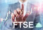 FTSE 100 Falls Amid Strait of Hormuz Tensions & Oil Price Rise