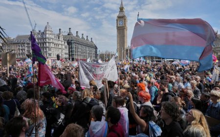 Unions Fight New EHRC Trans Toilet Guidance Rules