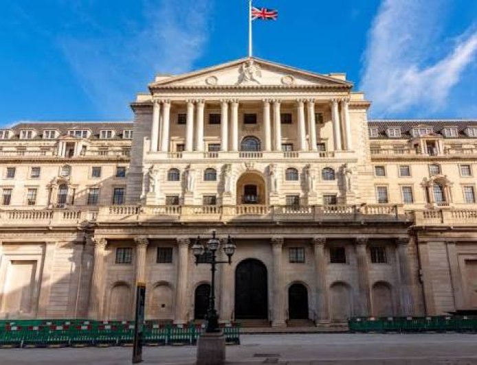 Bank of England Holds Rates at 3.75% as Middle East Tensions Cloud Inflation Outlook
