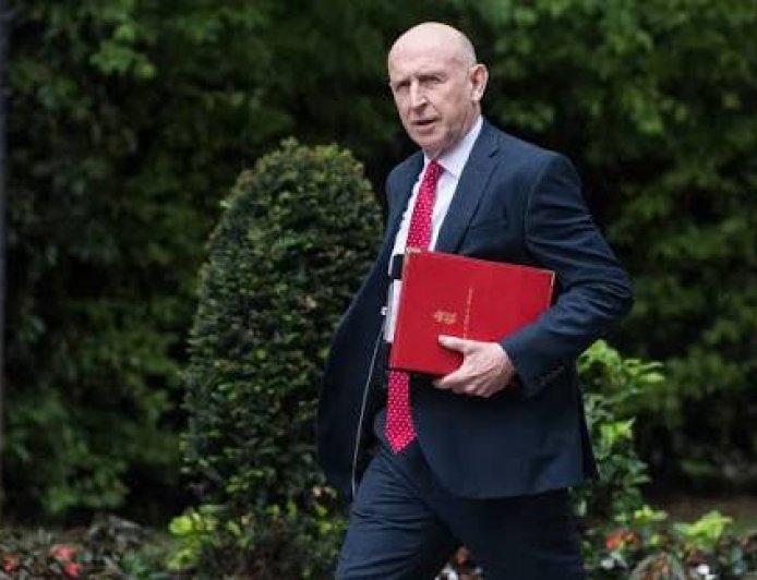 UK £1.8bn Deficit Piles Pressure on Chancellor Healey