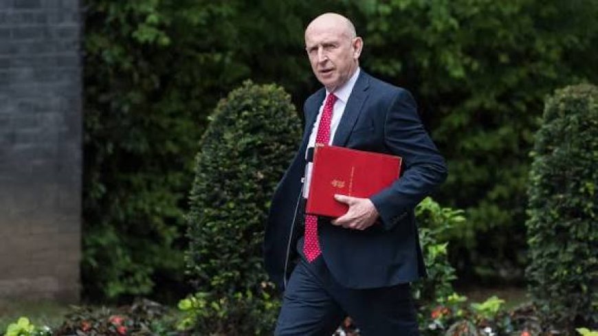 UK £1.8bn Deficit Piles Pressure on Chancellor Healey