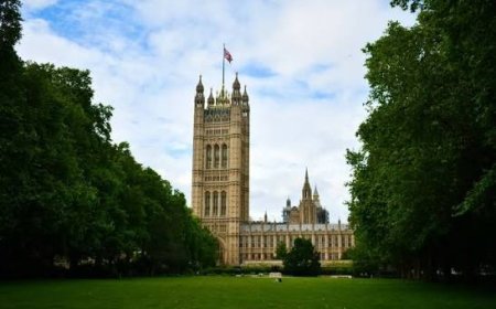 UK Lords Demand AI Kill Switch Powers Amid Safety Fears