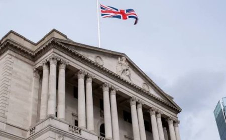 Bank of England Faces Pivotal Rate Decision as Middle East Conflict Fuels Inflation Fears